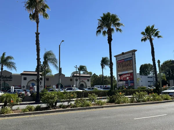 Encino Town Center on Ventura Blvd